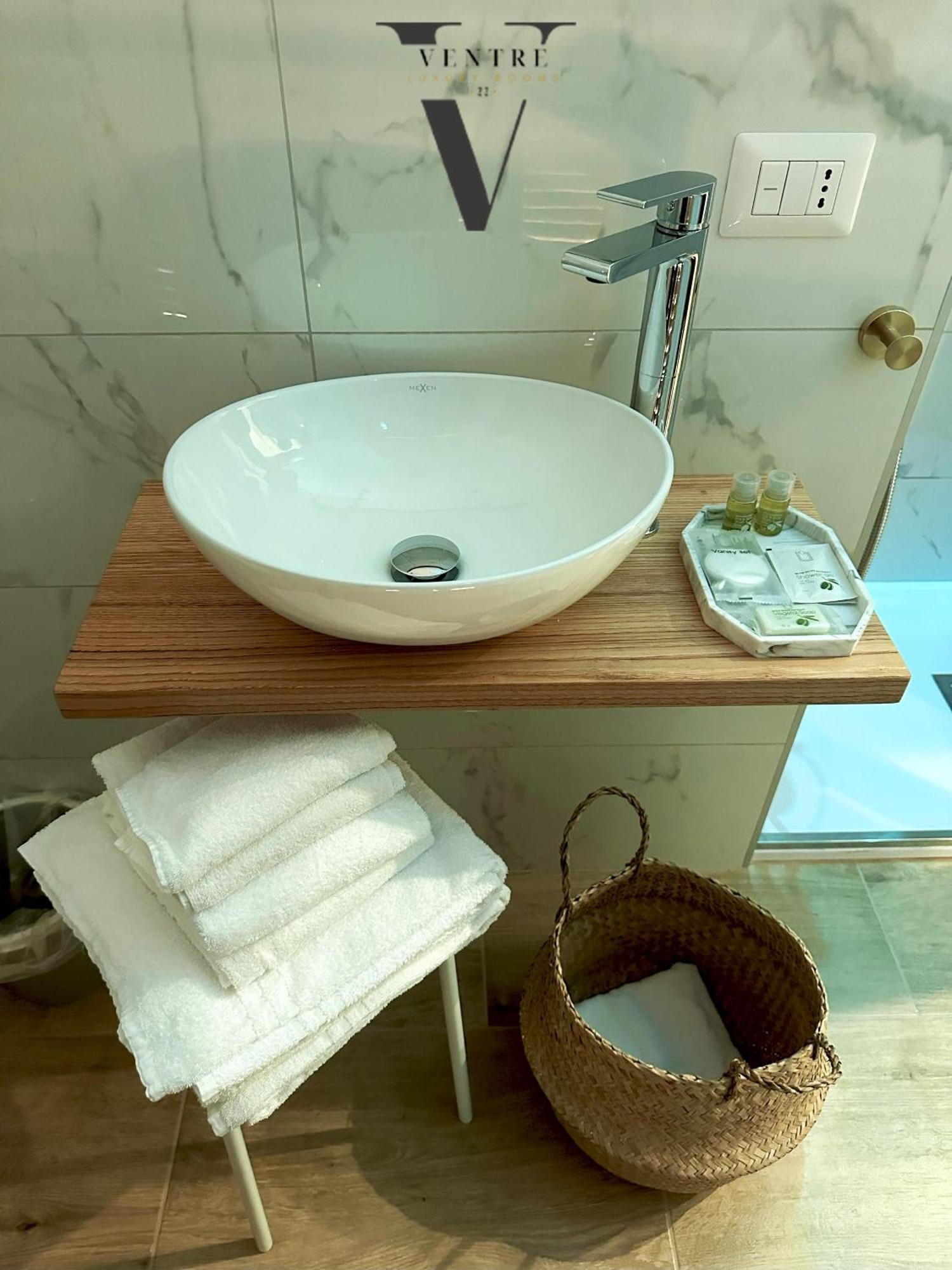 Ventre Luxury Rooms Naples Extérieur photo